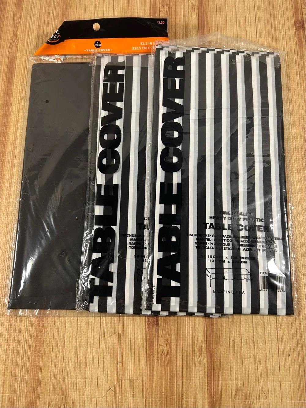 Black & White Table Setting Party Supplies Table Covers Handkerchiefs Metal Tins